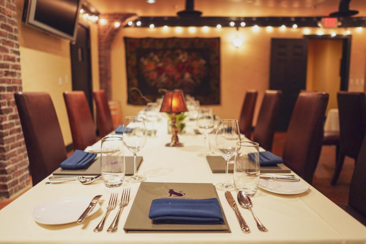 Reluctant Panther Inn & Restaurant Манчестер Екстер'єр фото